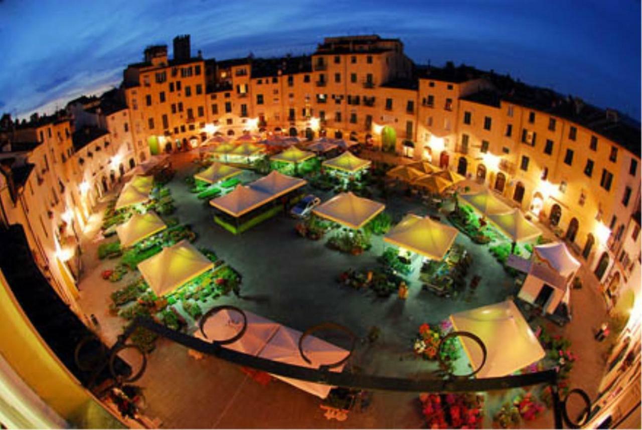 Il Glicine Di Lucca Apartment Bagian luar foto